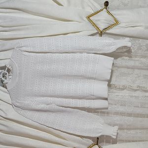 Irish white detailed mock neck